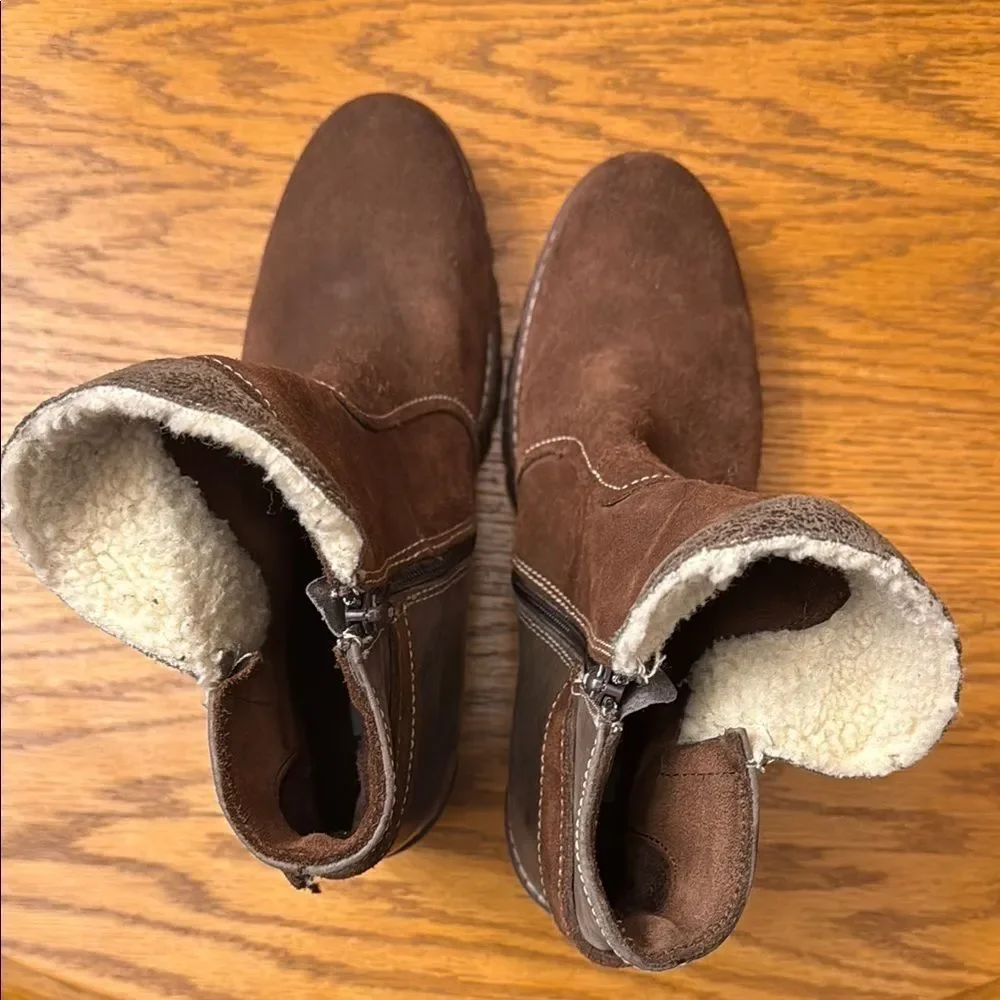 Manas Women's Boots